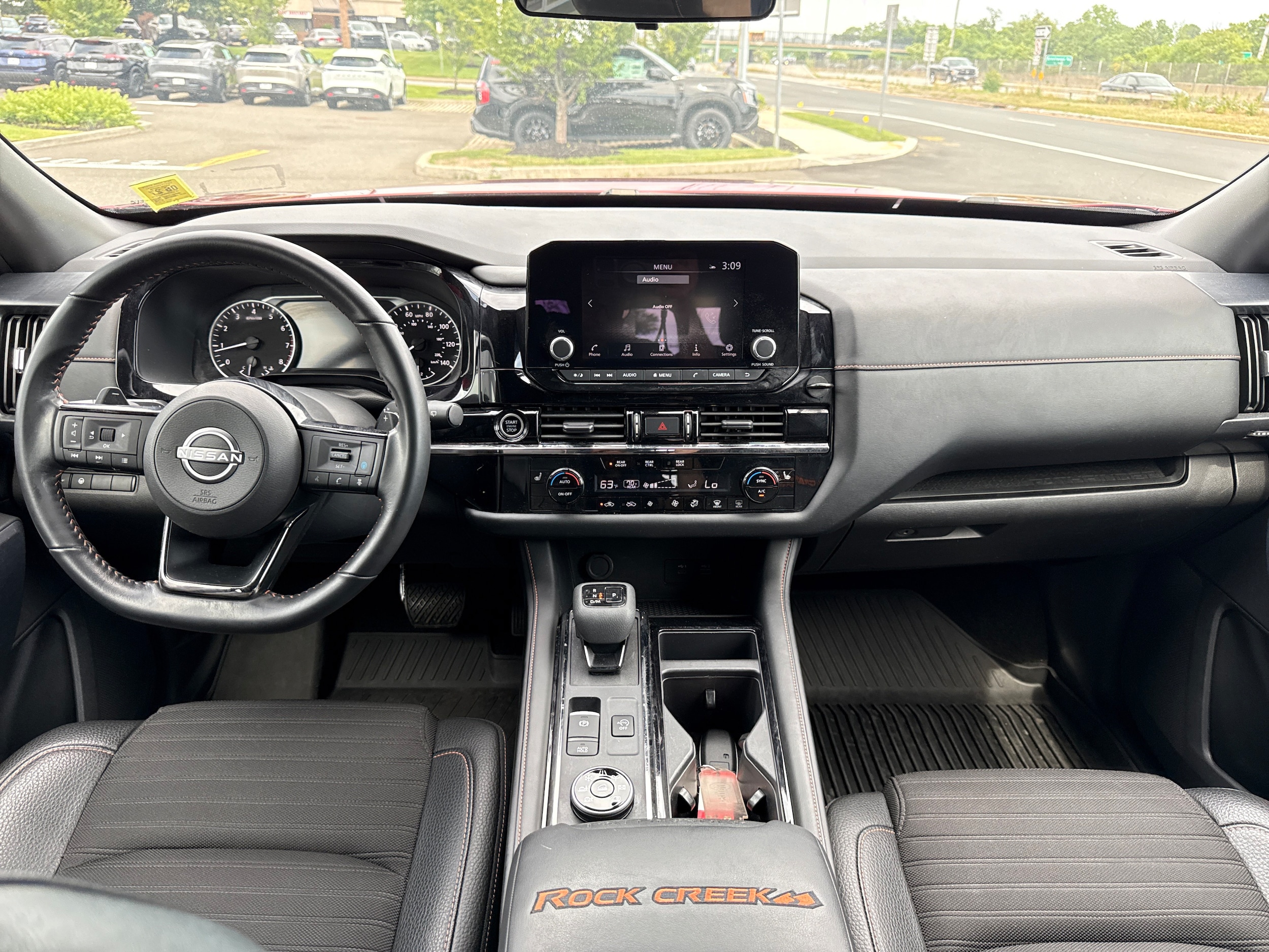 2023 Nissan Pathfinder Rock Creek - Photo 11