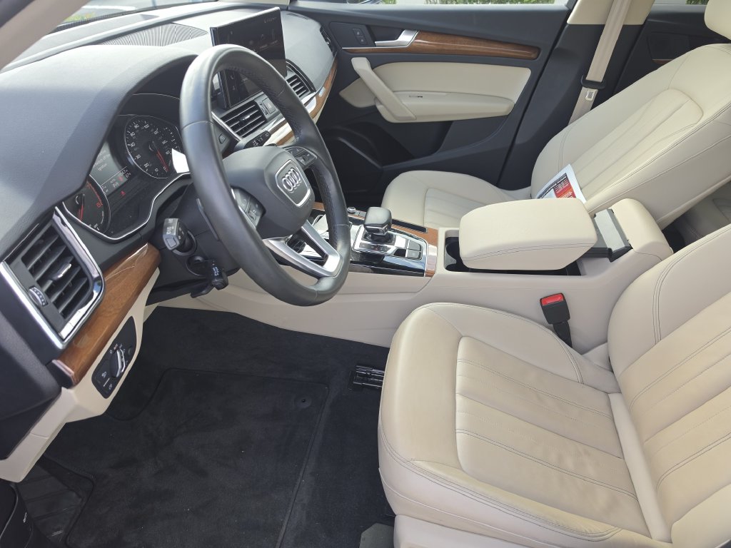 2023 Audi Q5 Premium - Photo 18