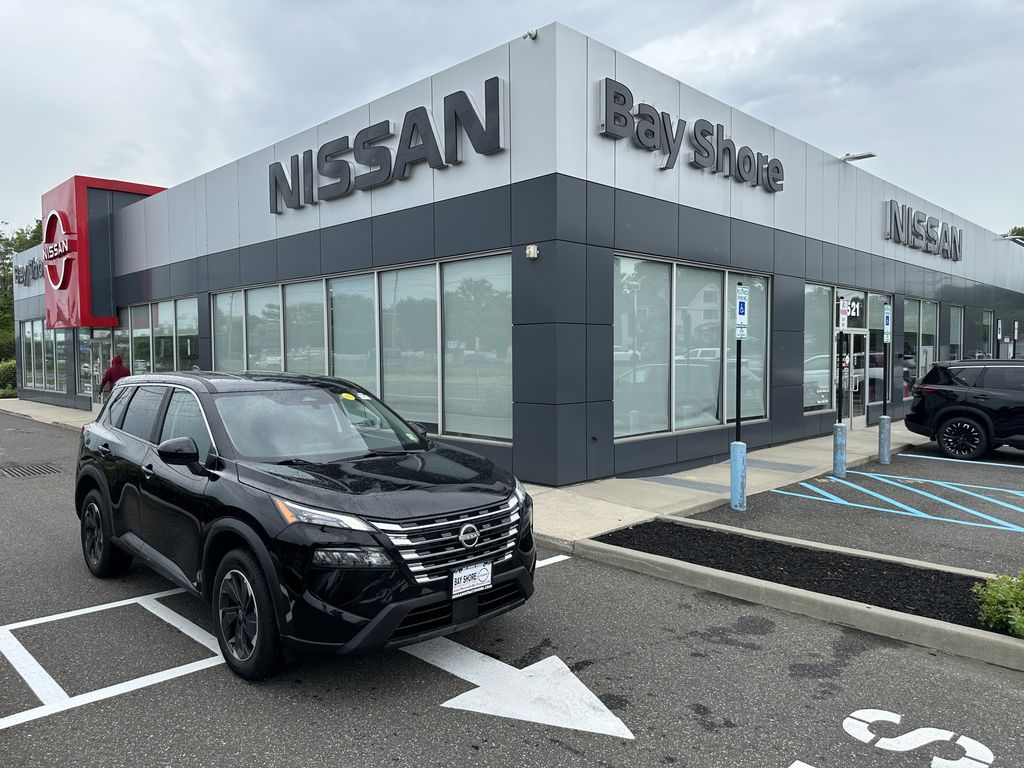 2025 Nissan Rogue SV AWD's photo
