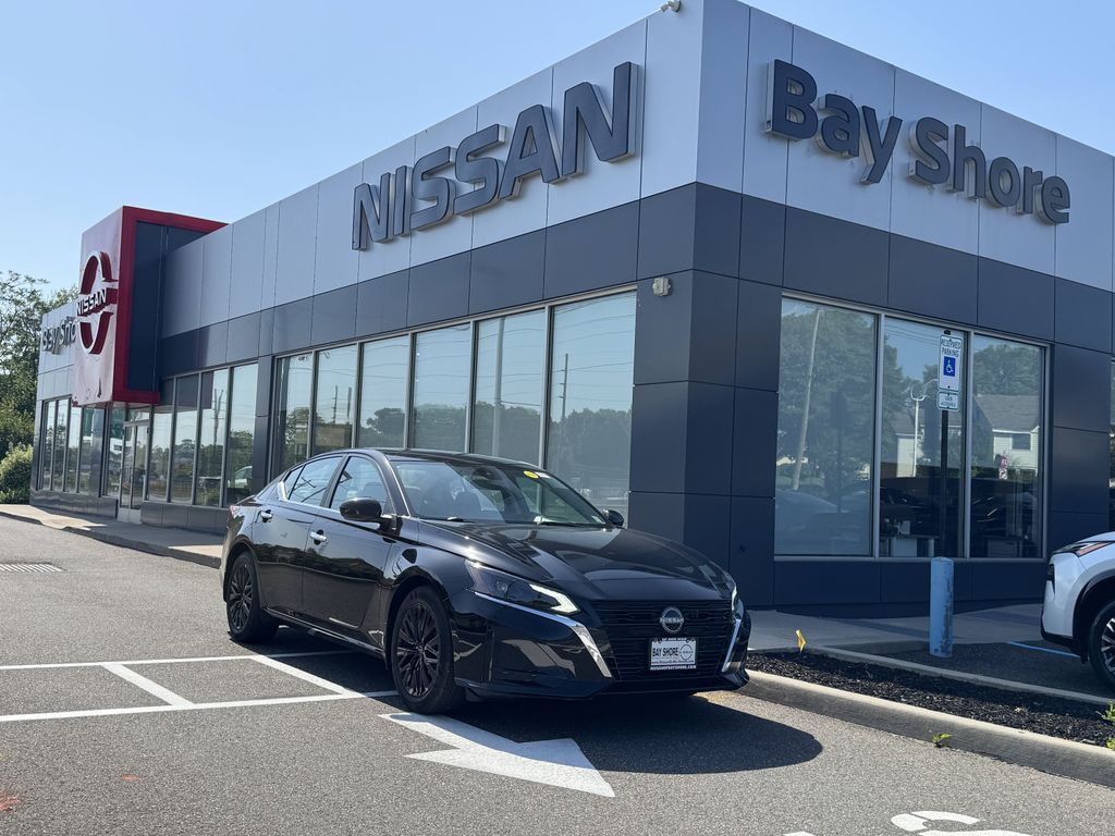 2025 Nissan Altima