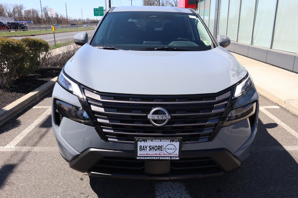 New 2026 Nissan Rogue SV SUV