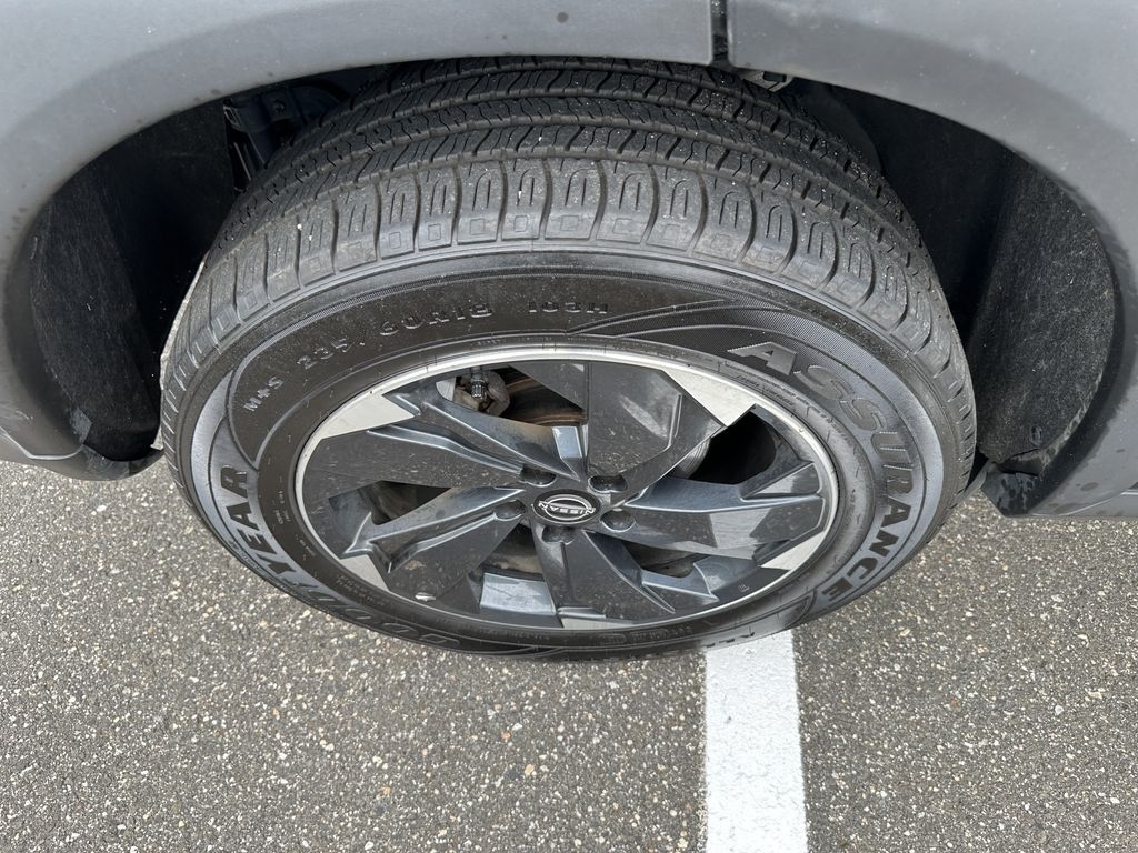 Used 2025 Nissan Rogue SV SUV