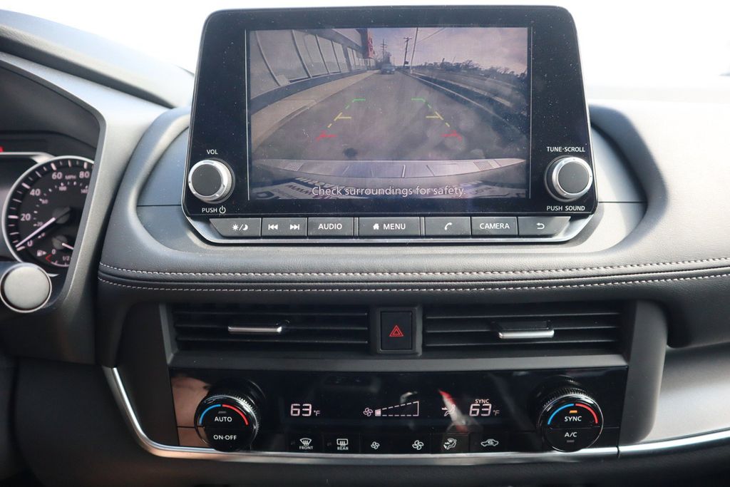 2025 Nissan Rogue SV - Photo 23