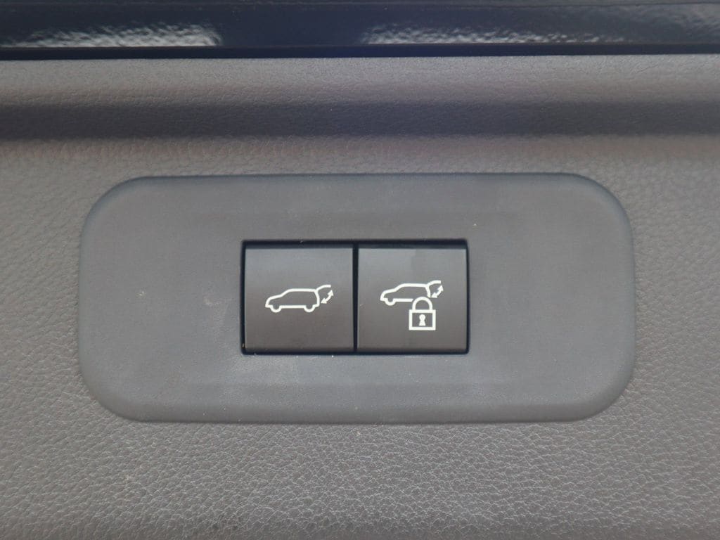 2025 Toyota Grand Highlander LE - Photo 36