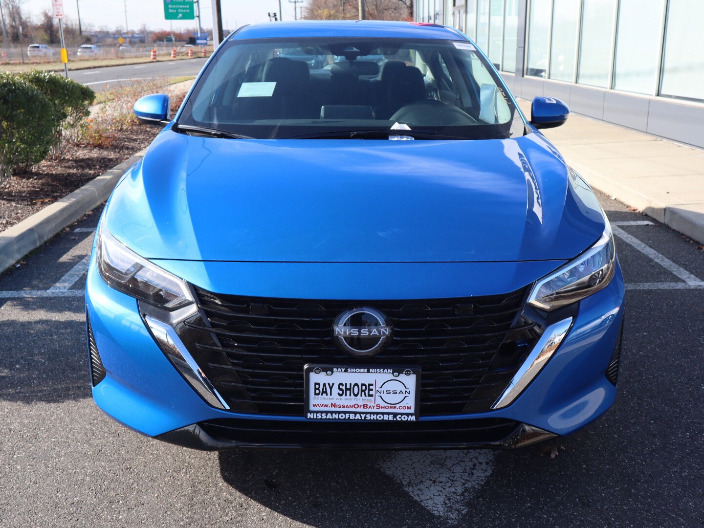 2025 Nissan Sentra SV photo 3