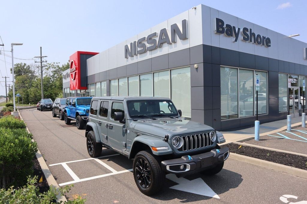 Used 2024 Jeep Wrangler 4xe Sahara SUV
