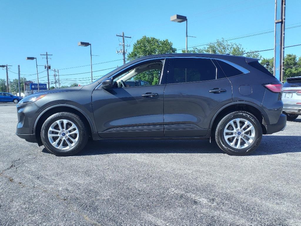 Used 2020 Ford Escape SE with VIN 1FMCU9G66LUB93554 for sale in Pennsville, NJ