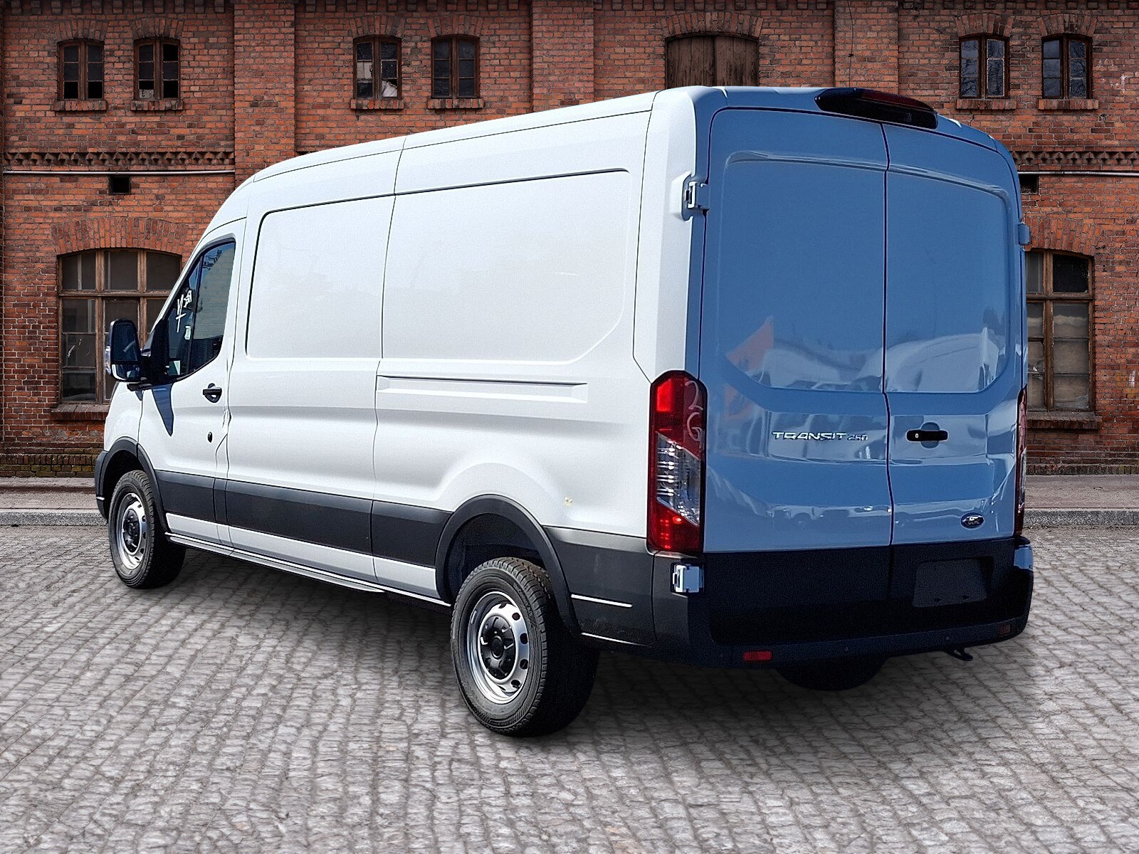 2025 Ford Transit photo 4