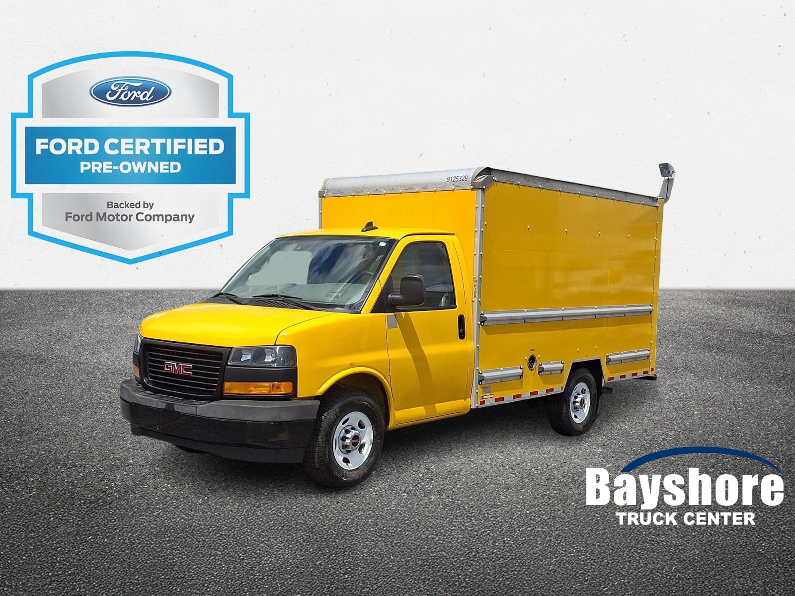 2021 GMC Savana Cutaway Work Van