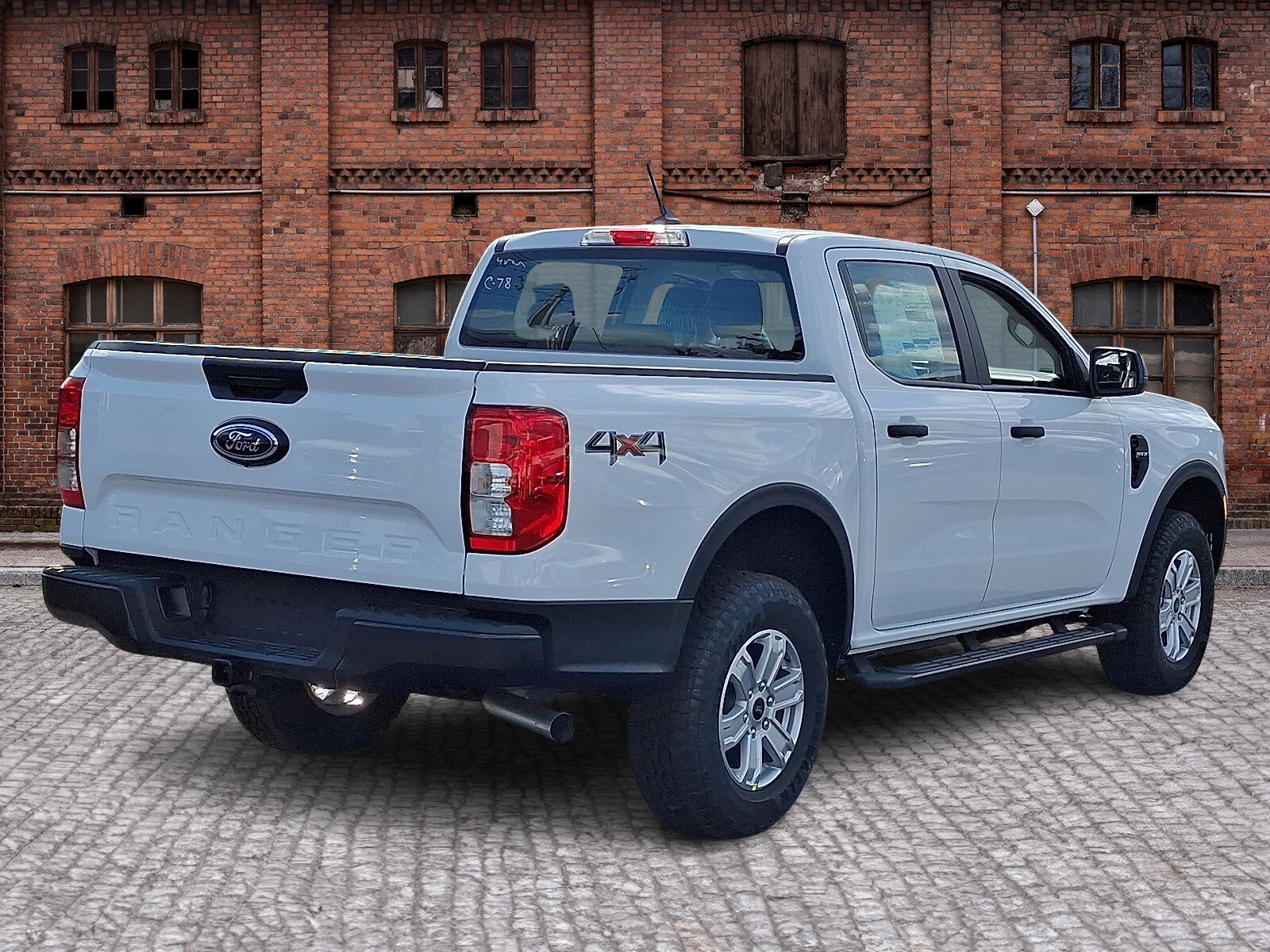 2025 Ford Ranger XL photo 3