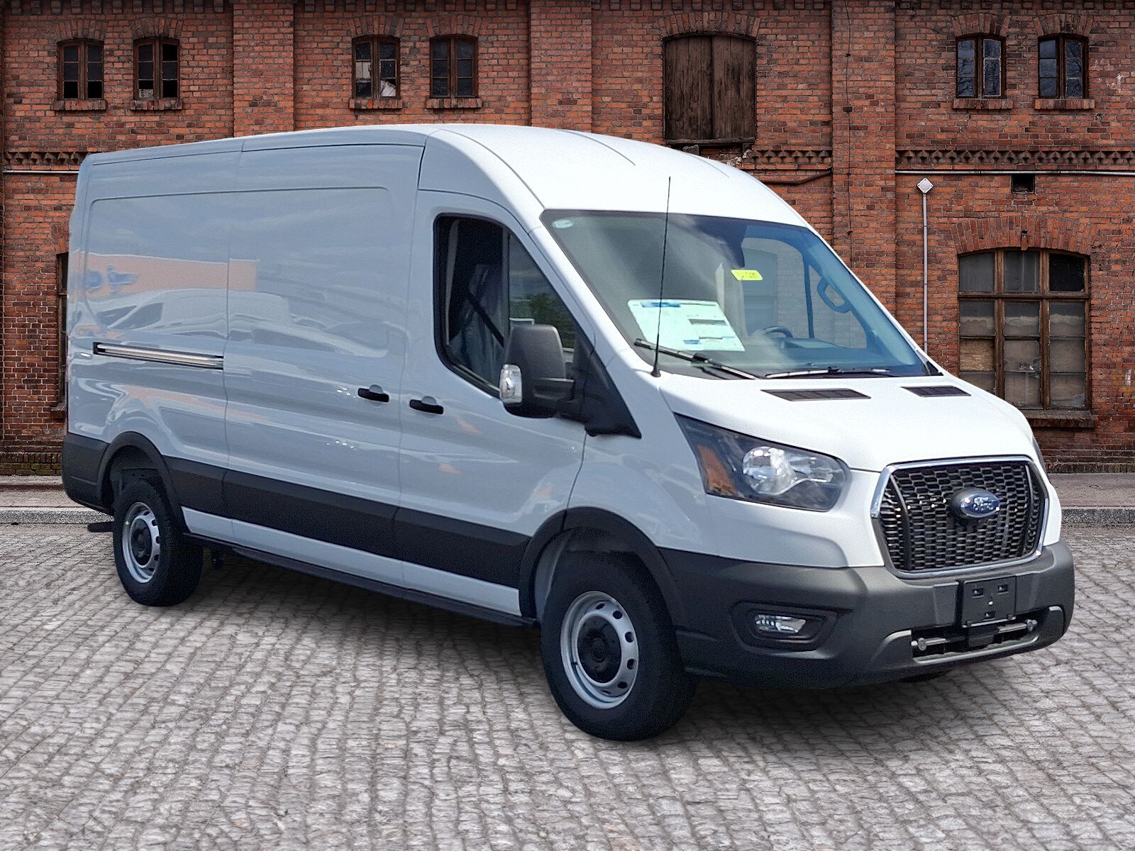 2025 Ford Transit photo 2