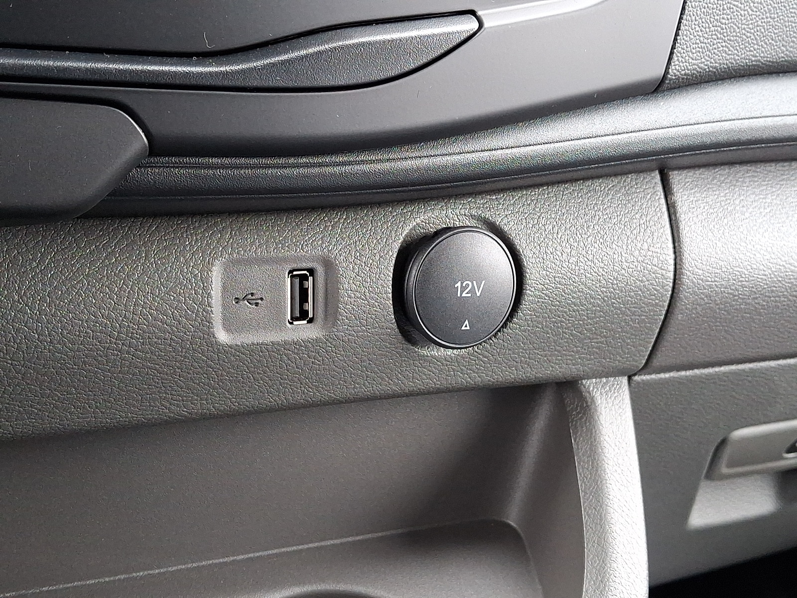 2026 Ford Transit Van Base - Photo 14