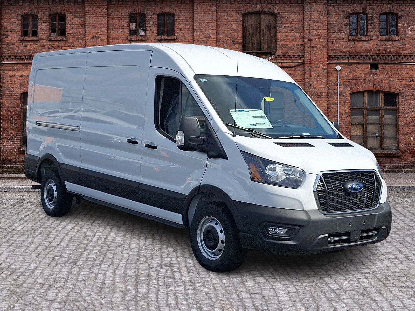 2025 Ford Transit photo 2