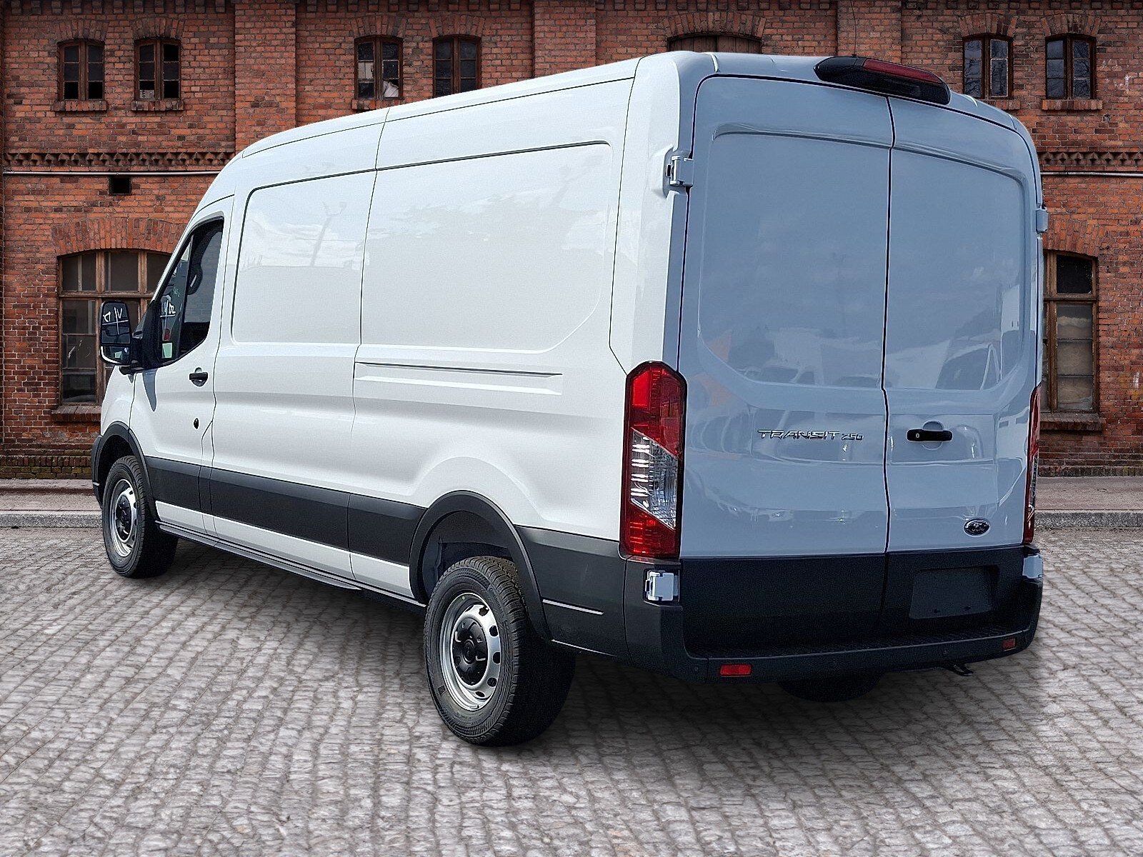 2025 Ford Transit photo 4