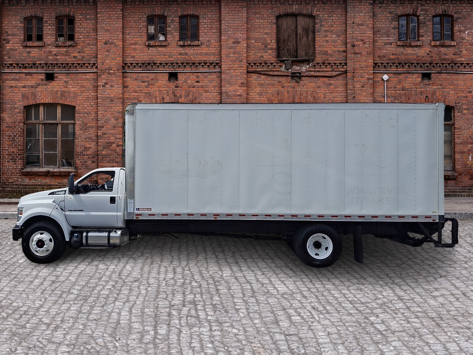 2021 Ford F-650 - Photo 7