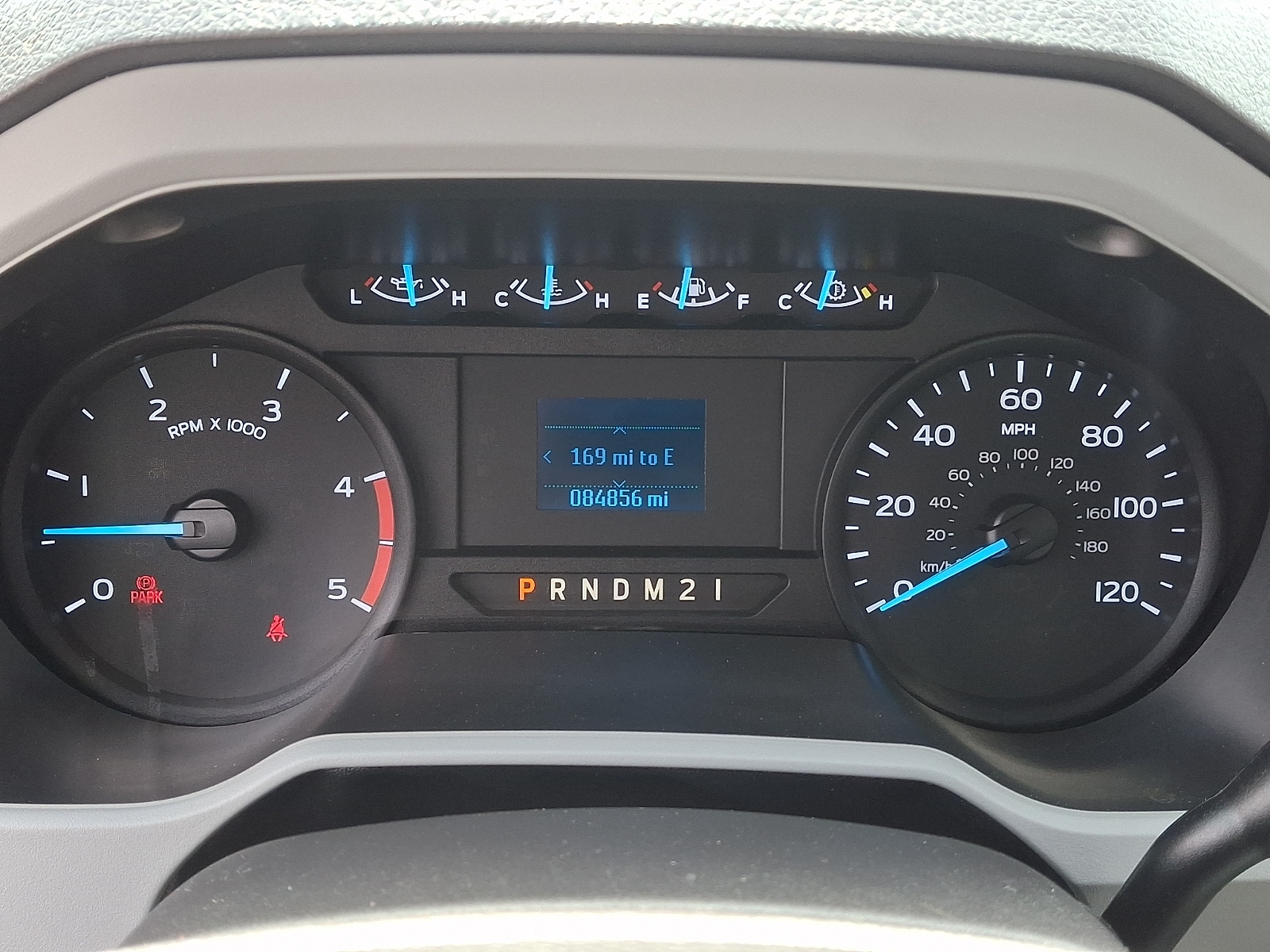 2021 Ford F-650 - Photo 18