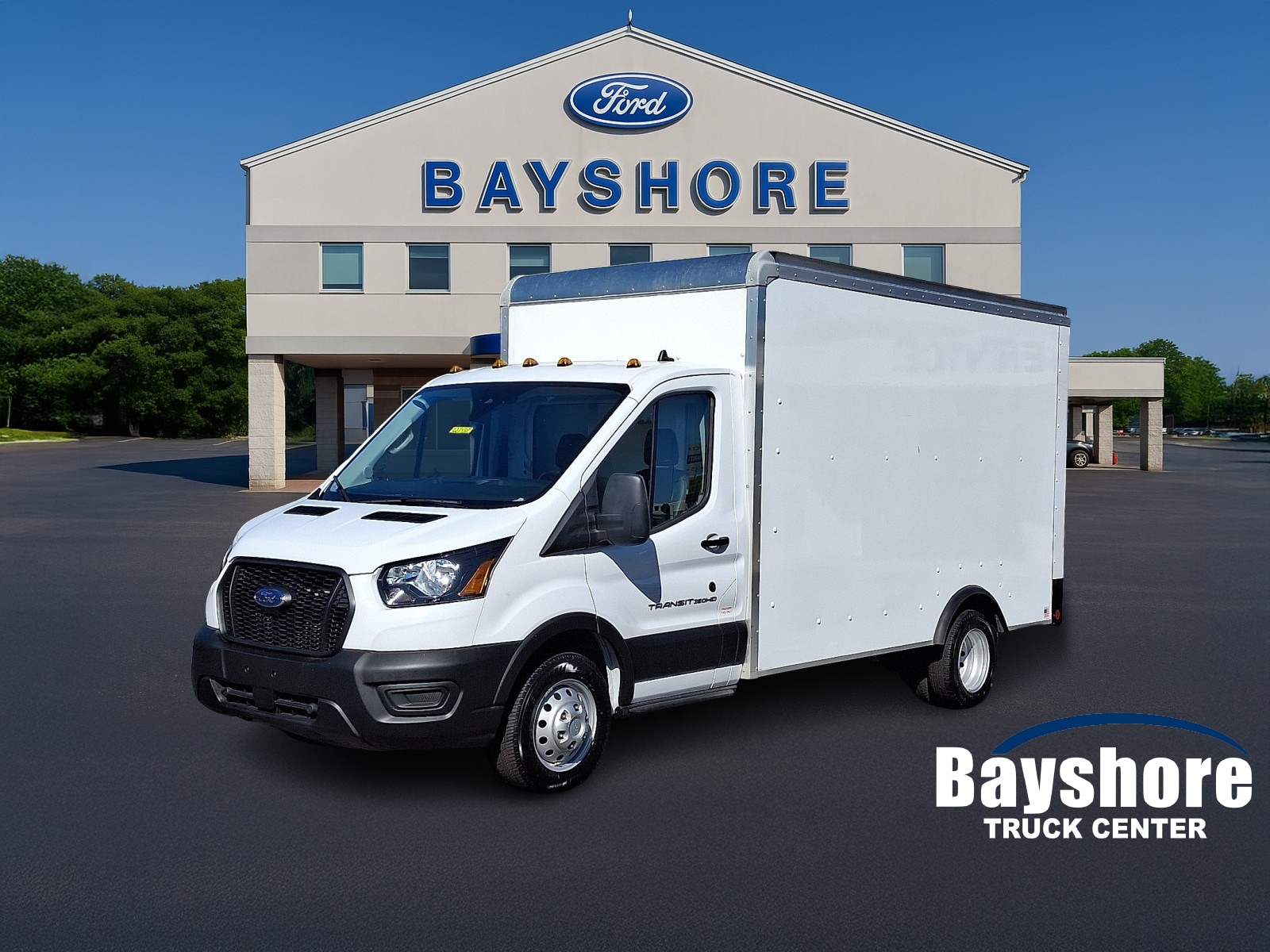 2023 Ford Transit Cutaway Base's photo
