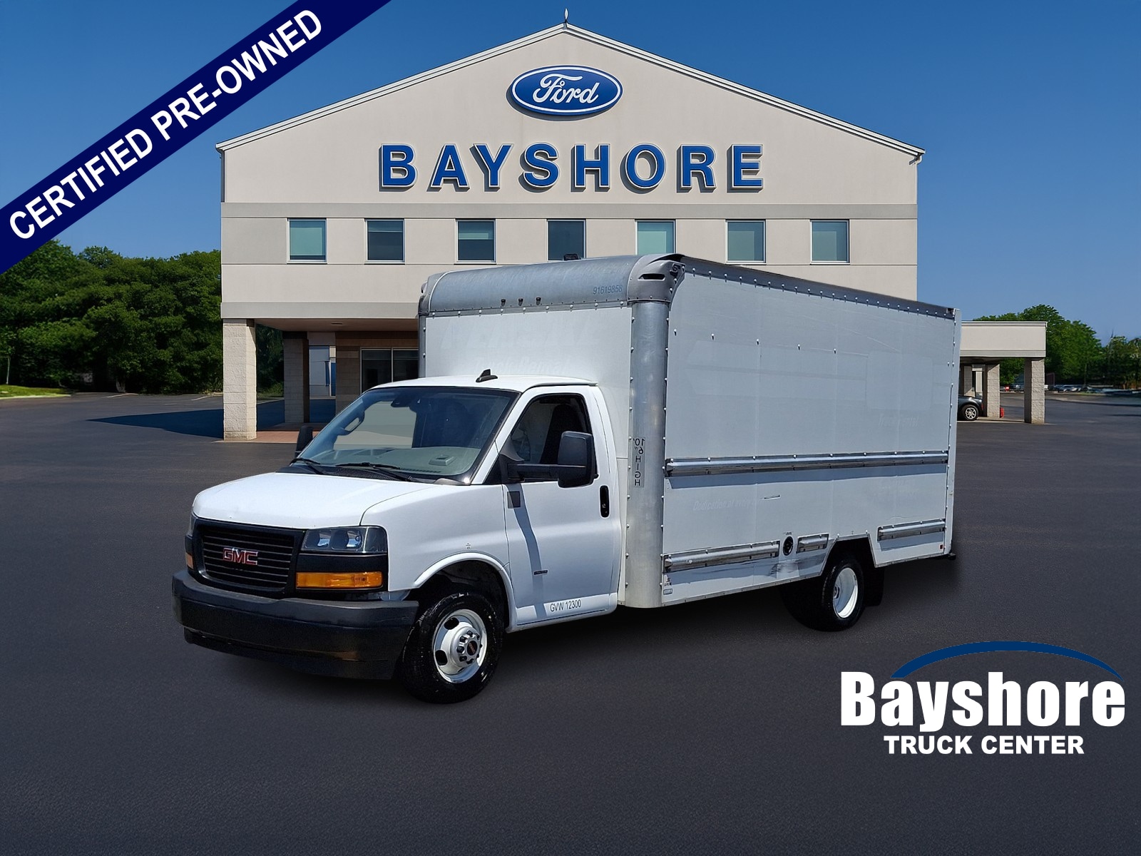 2021 GMC Savana Commercial Cutaway