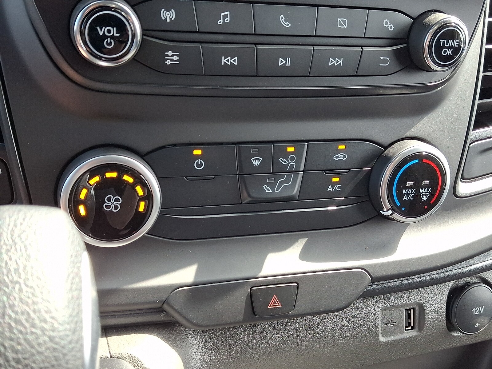 2025 Ford Transit Van Base - Photo 10