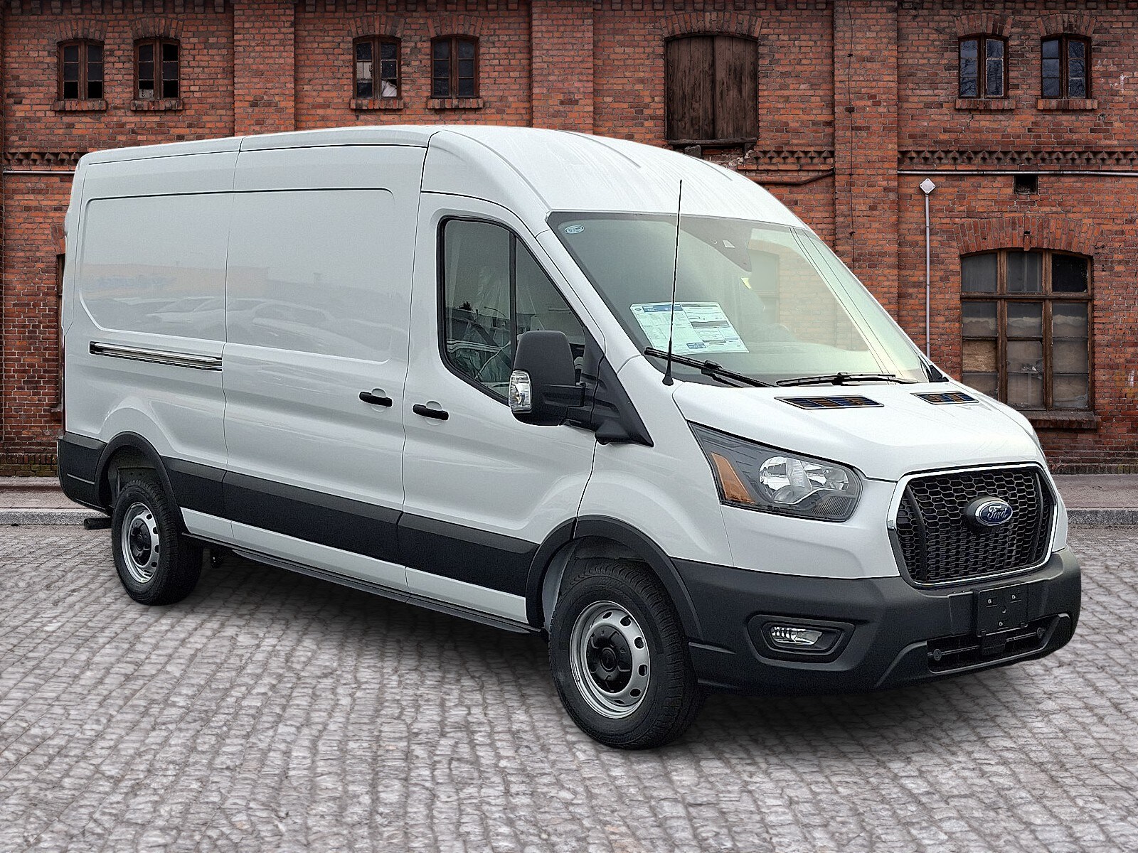 2025 Ford Transit photo 2
