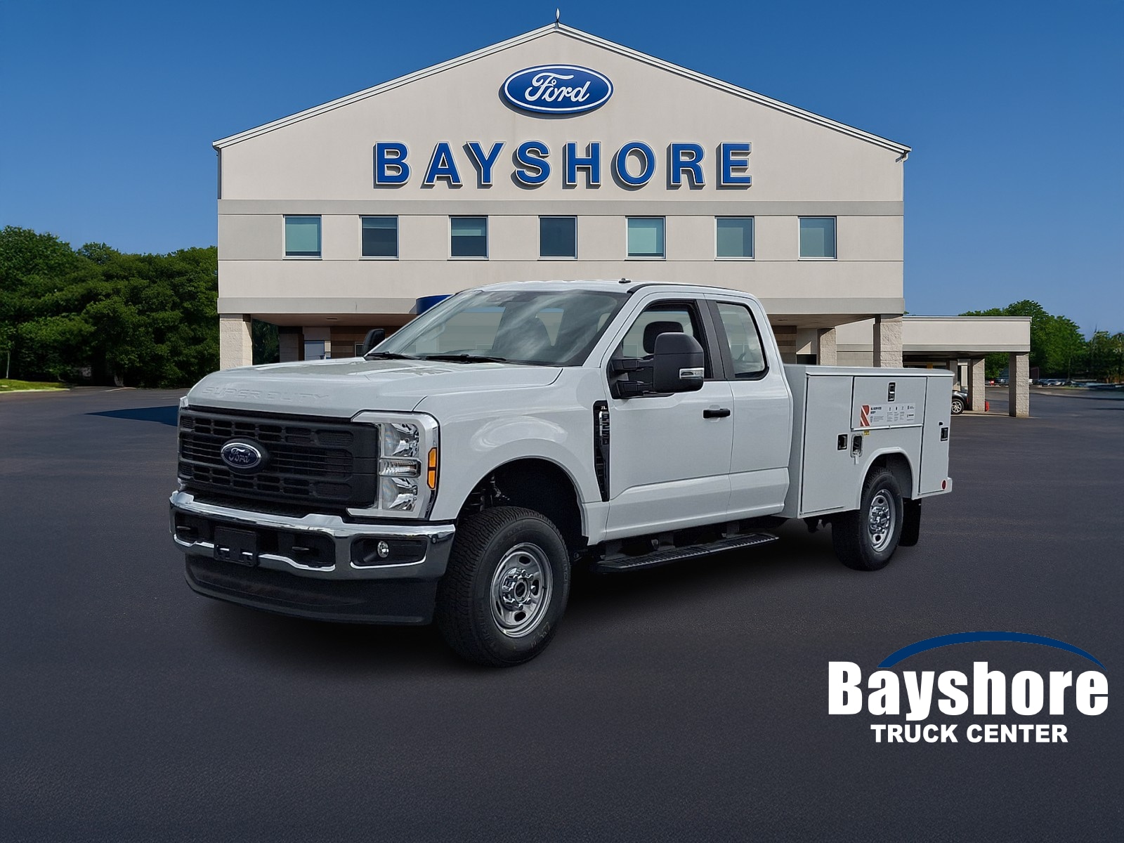 2026 Ford F-250 XL 4x4 SuperCab 8' Box's photo