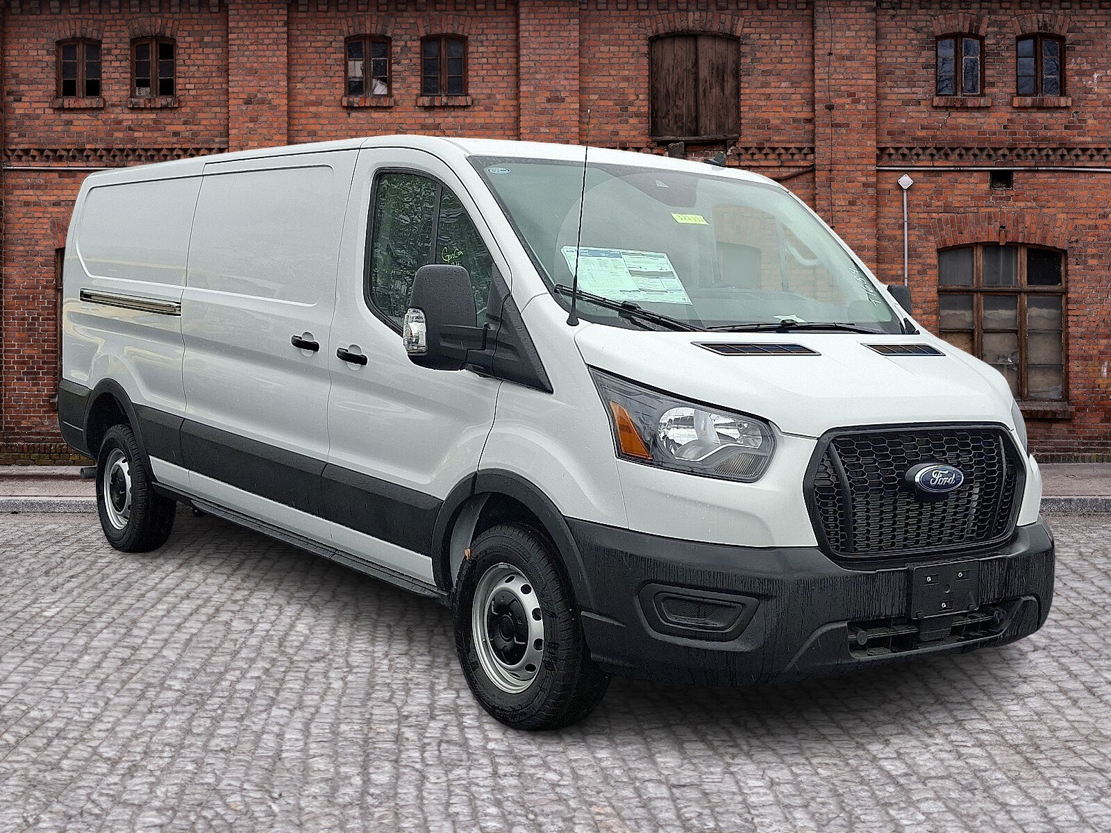 2025 Ford Transit photo 2