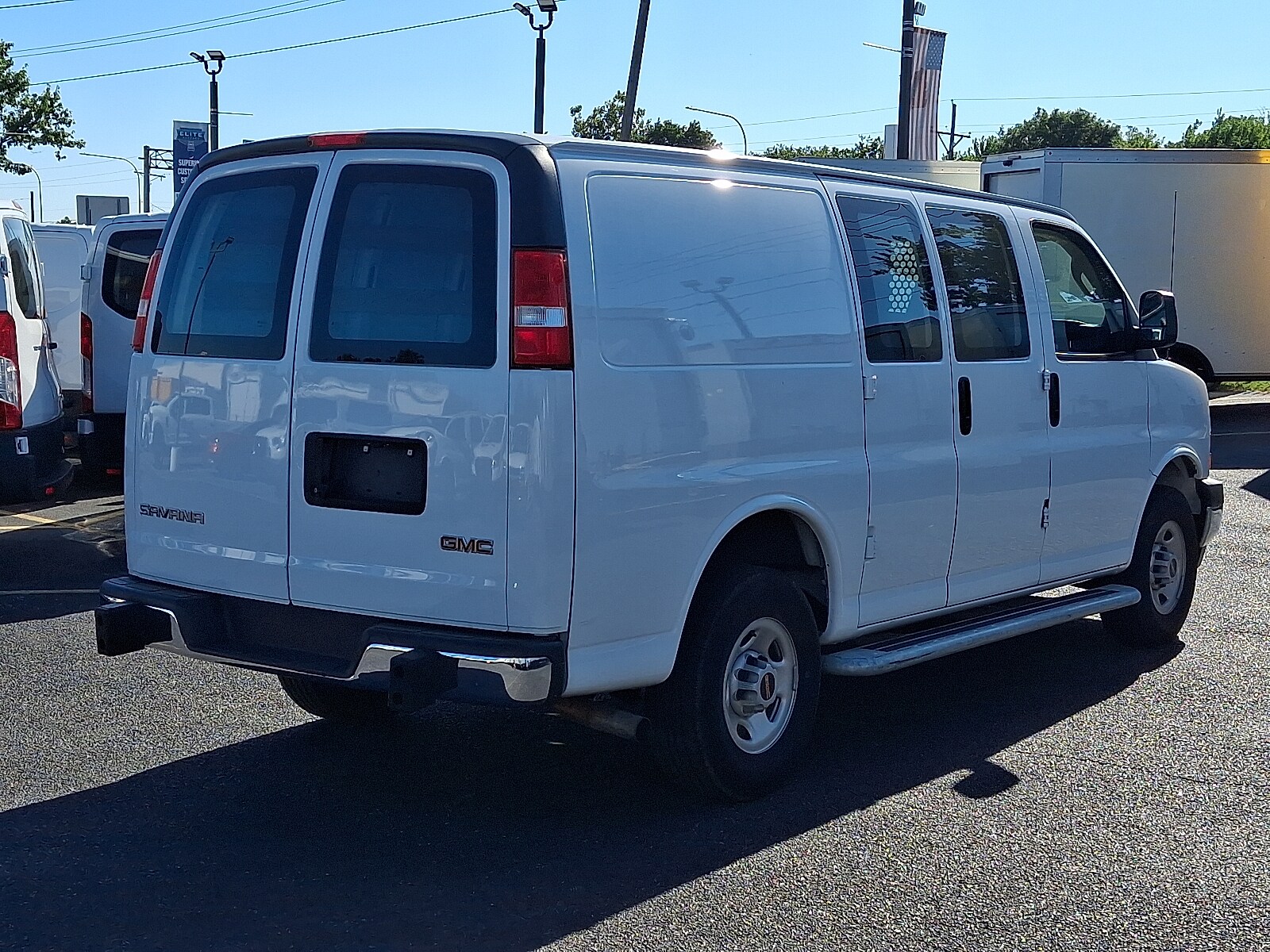 2023 Gmc Savana 2500 Cargo photo 4