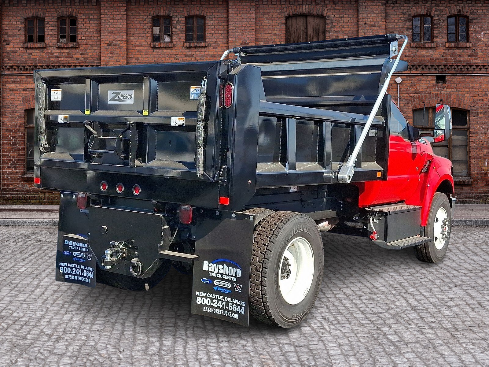 2025 Ford F-750 photo 4