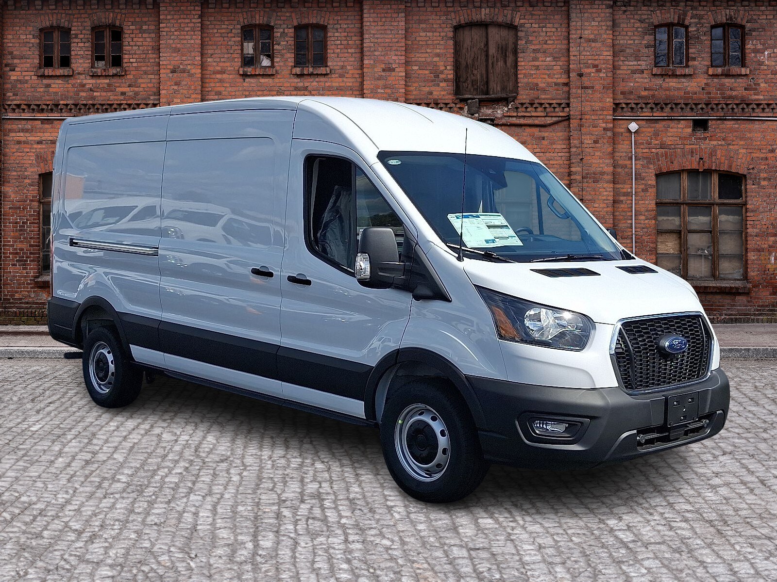 2025 Ford Transit photo 2