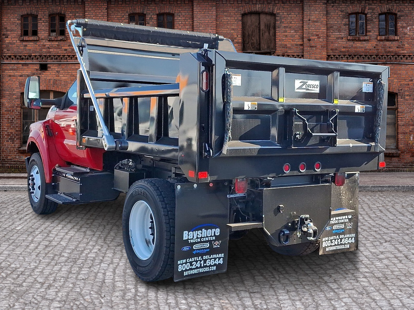 2025 Ford F-750 photo 3