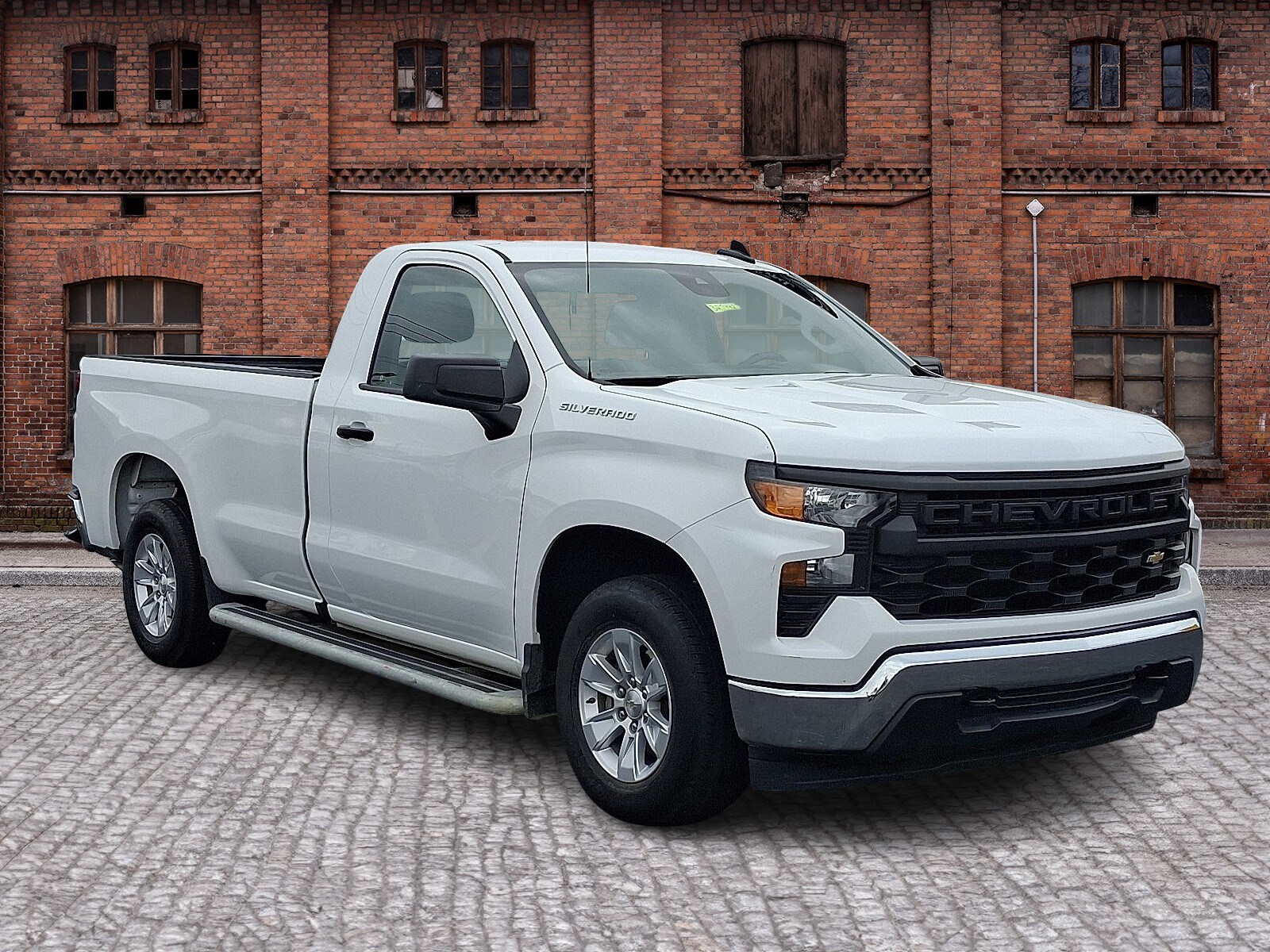 2024 Chevrolet Silverado 1500 Work Truck photo 3