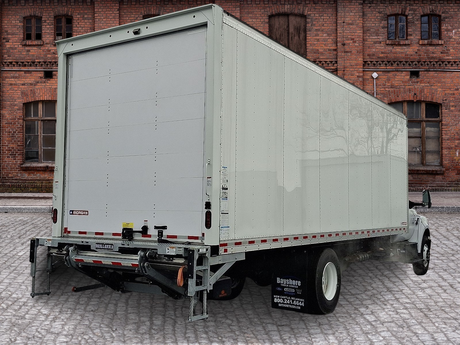 2024 Ford F-650 photo 2