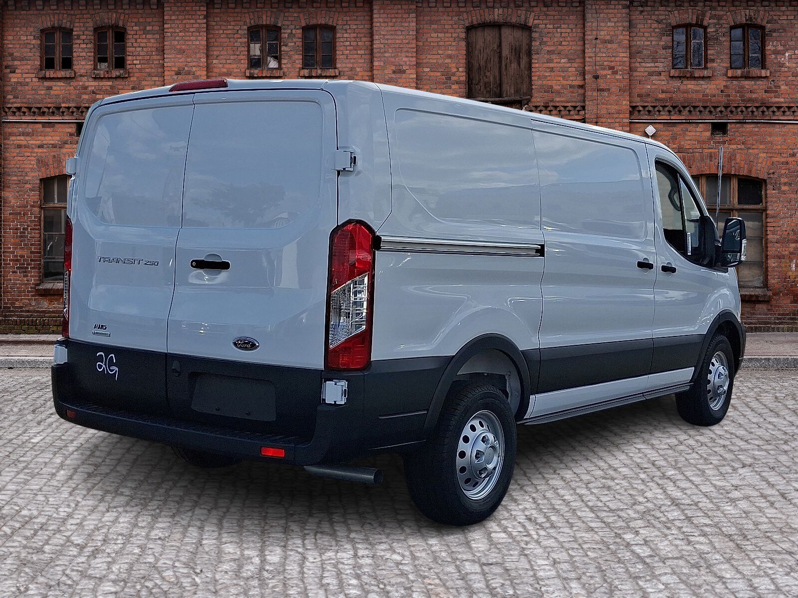2025 Ford Transit photo 2