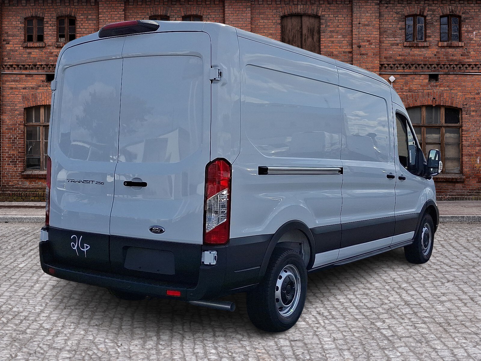 2025 Ford Transit photo 3