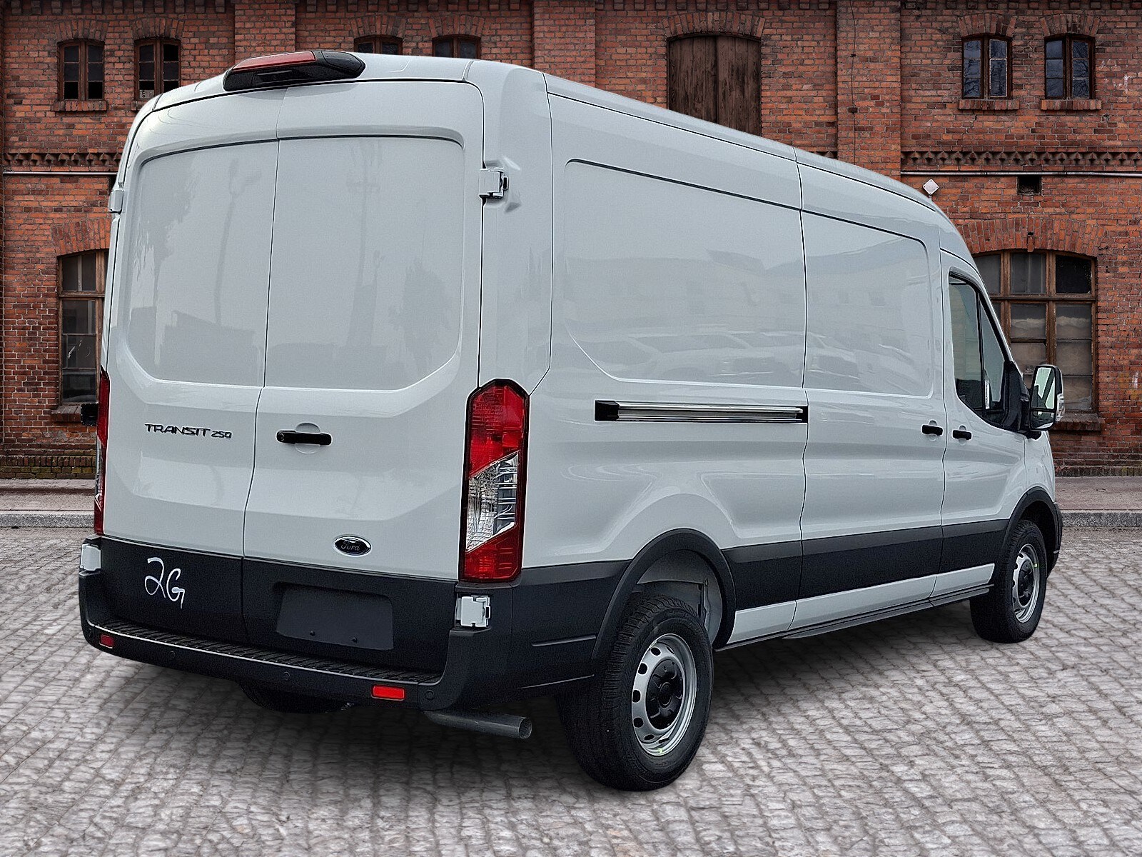2025 Ford Transit photo 3