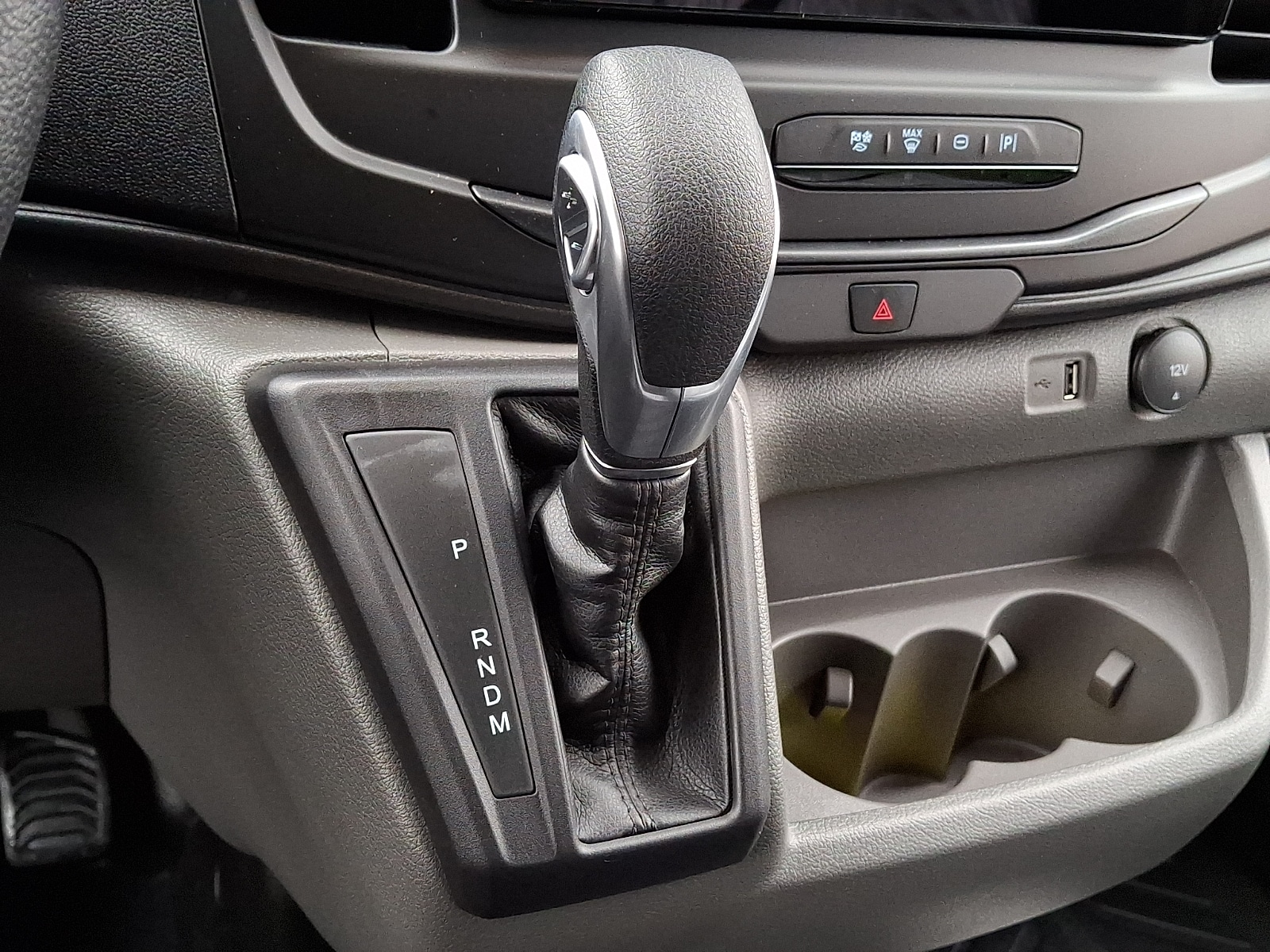 2026 Ford Transit Van Base - Photo 9