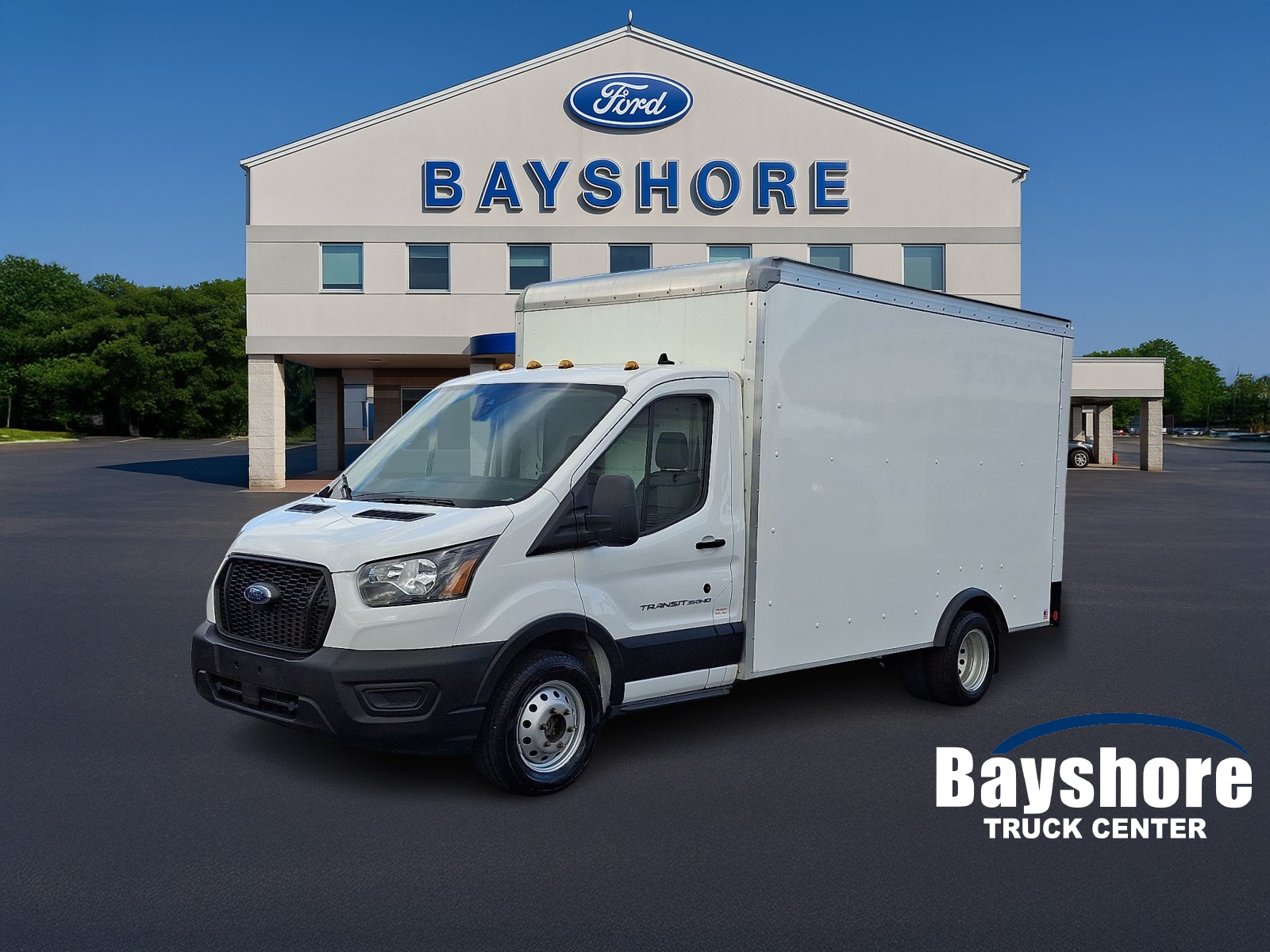 2023 Ford Transit Cutaway Base's photo