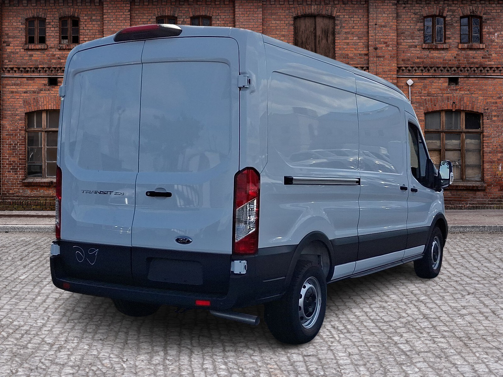 2025 Ford Transit photo 2