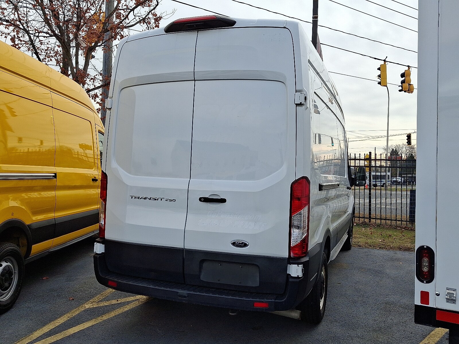 2021 Ford Transit photo 2