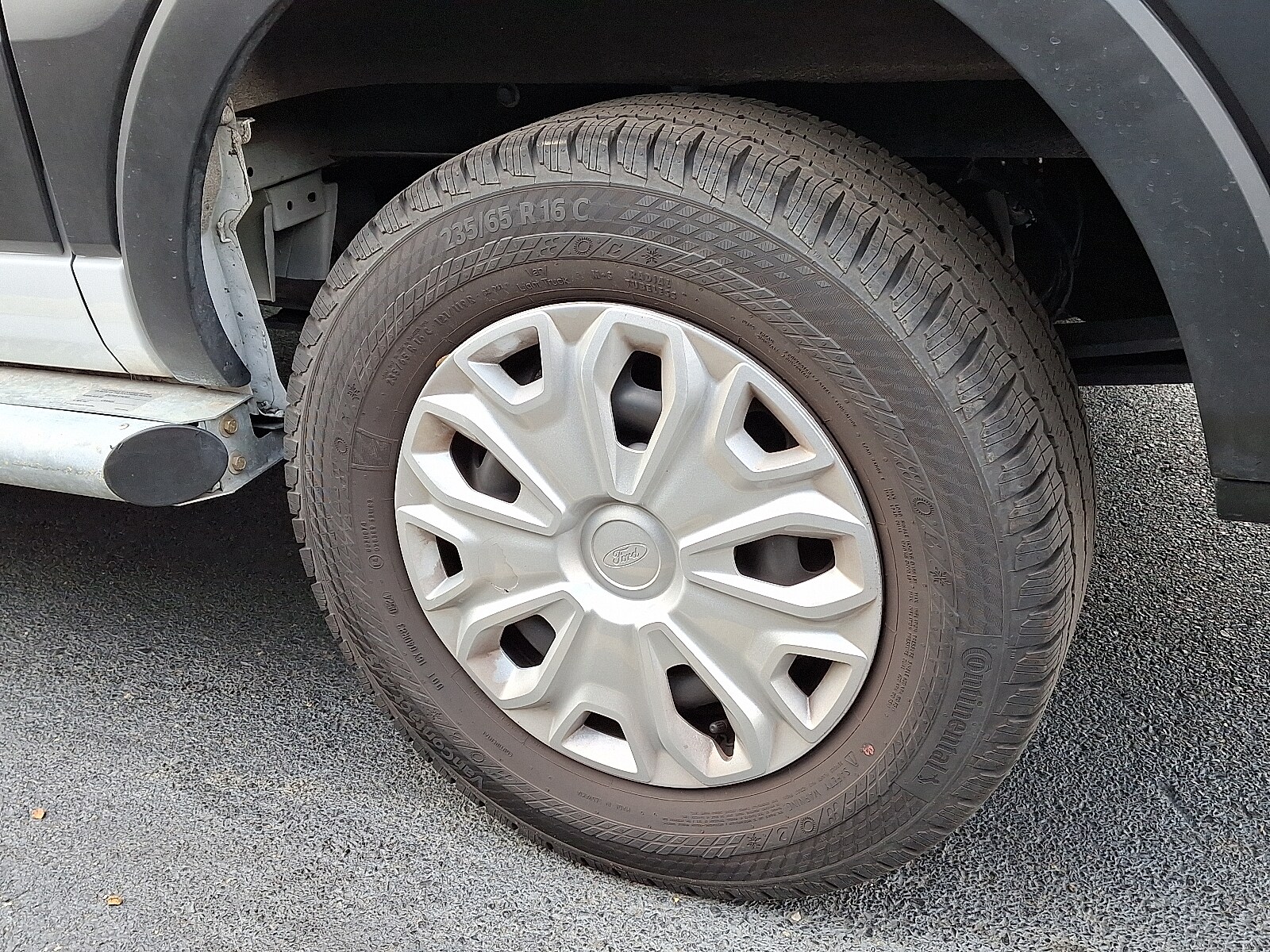 2024 Ford Transit Van Cargo photo 2