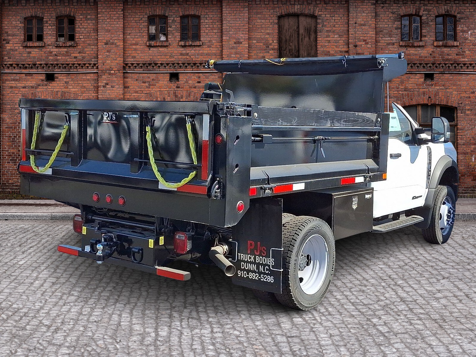 2024 Ford F-550 XL photo 4