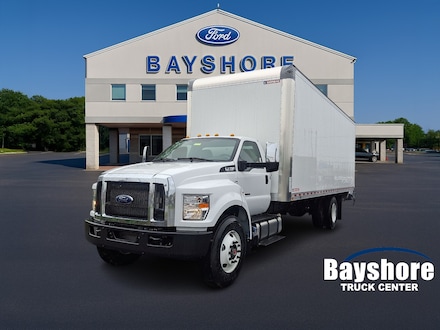 2025 Ford F-750 Super Duty Box Truck