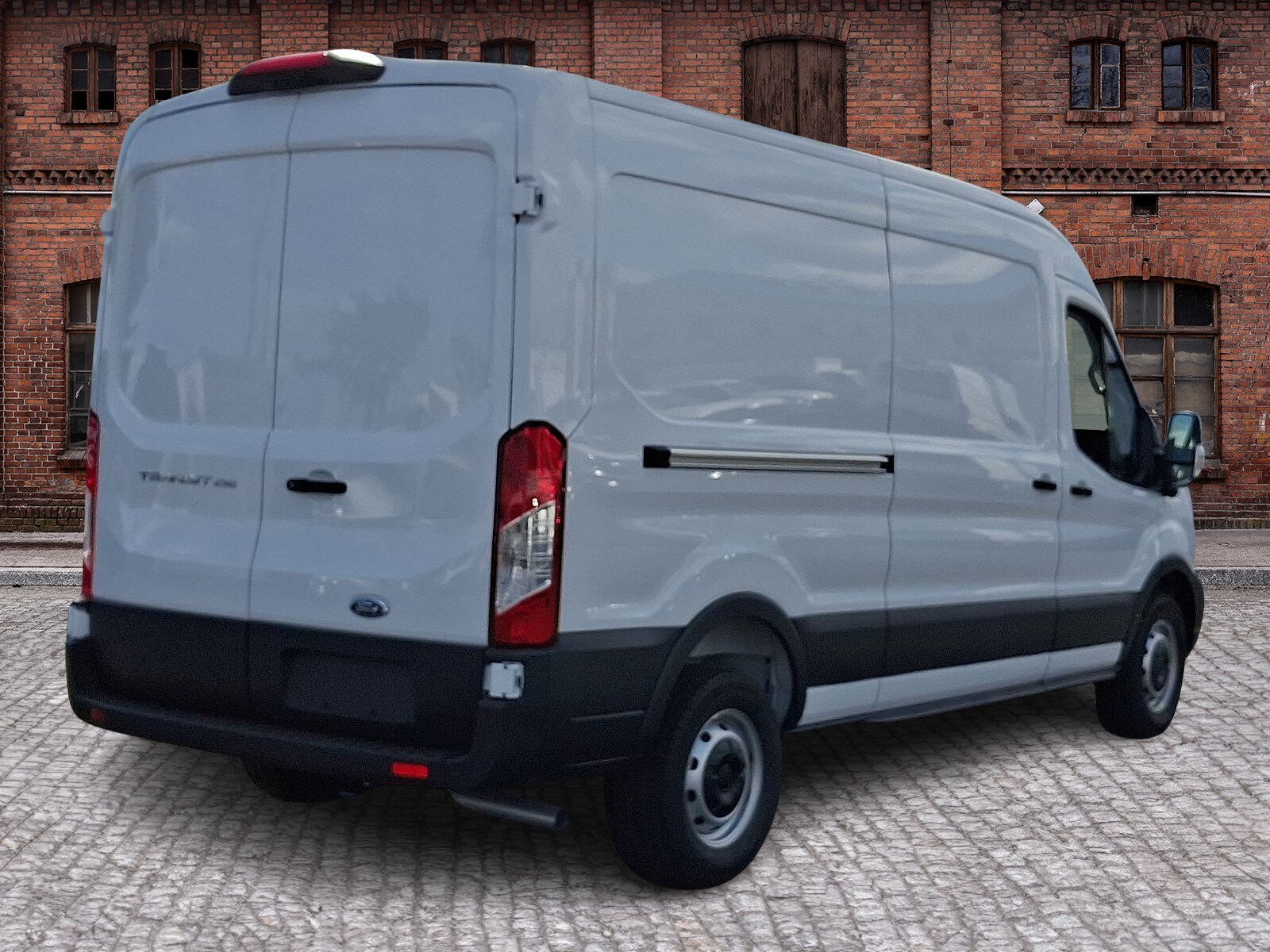 2025 Ford Transit photo 3
