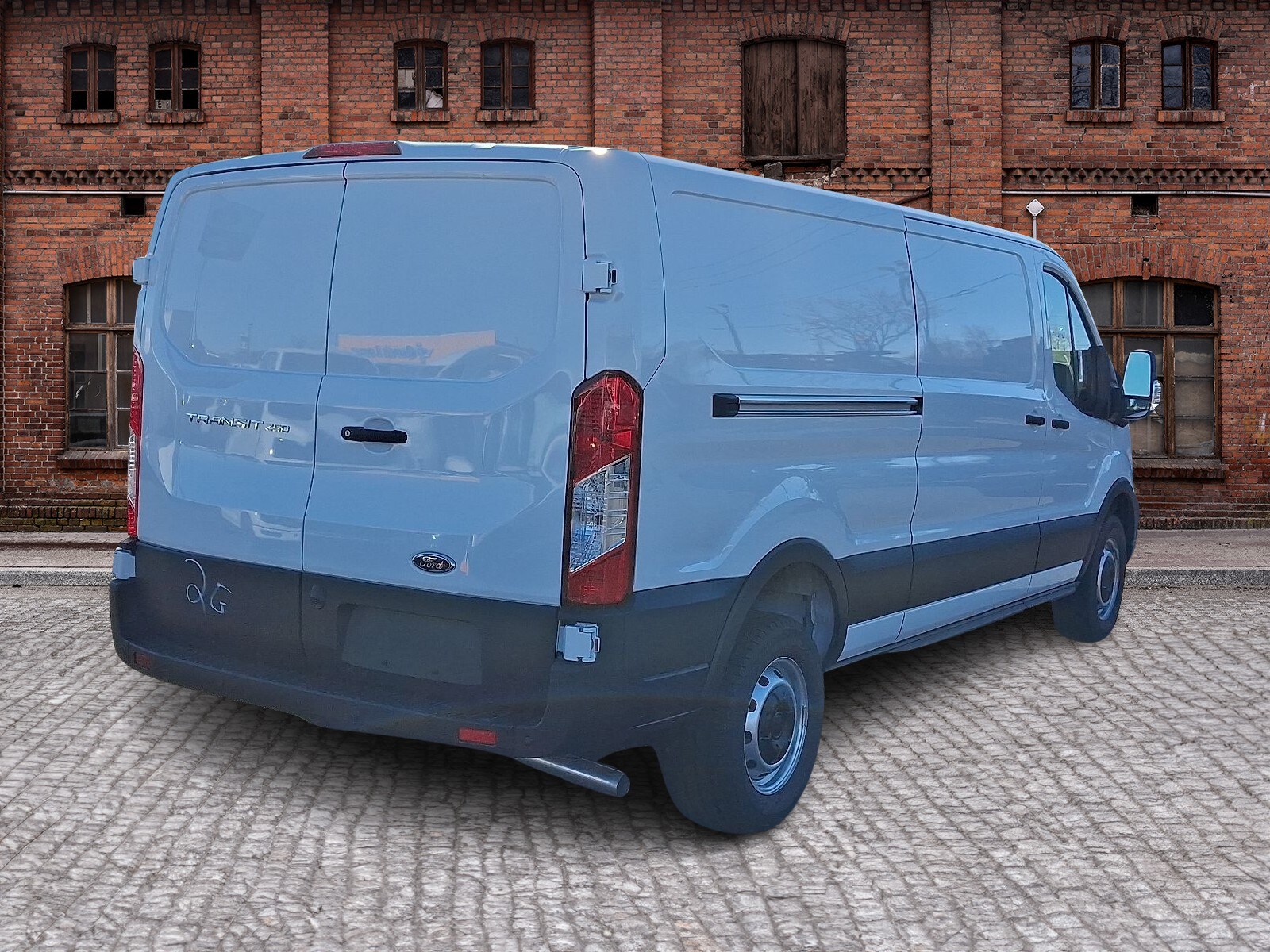 2025 Ford Transit Cargo Van XL photo 3