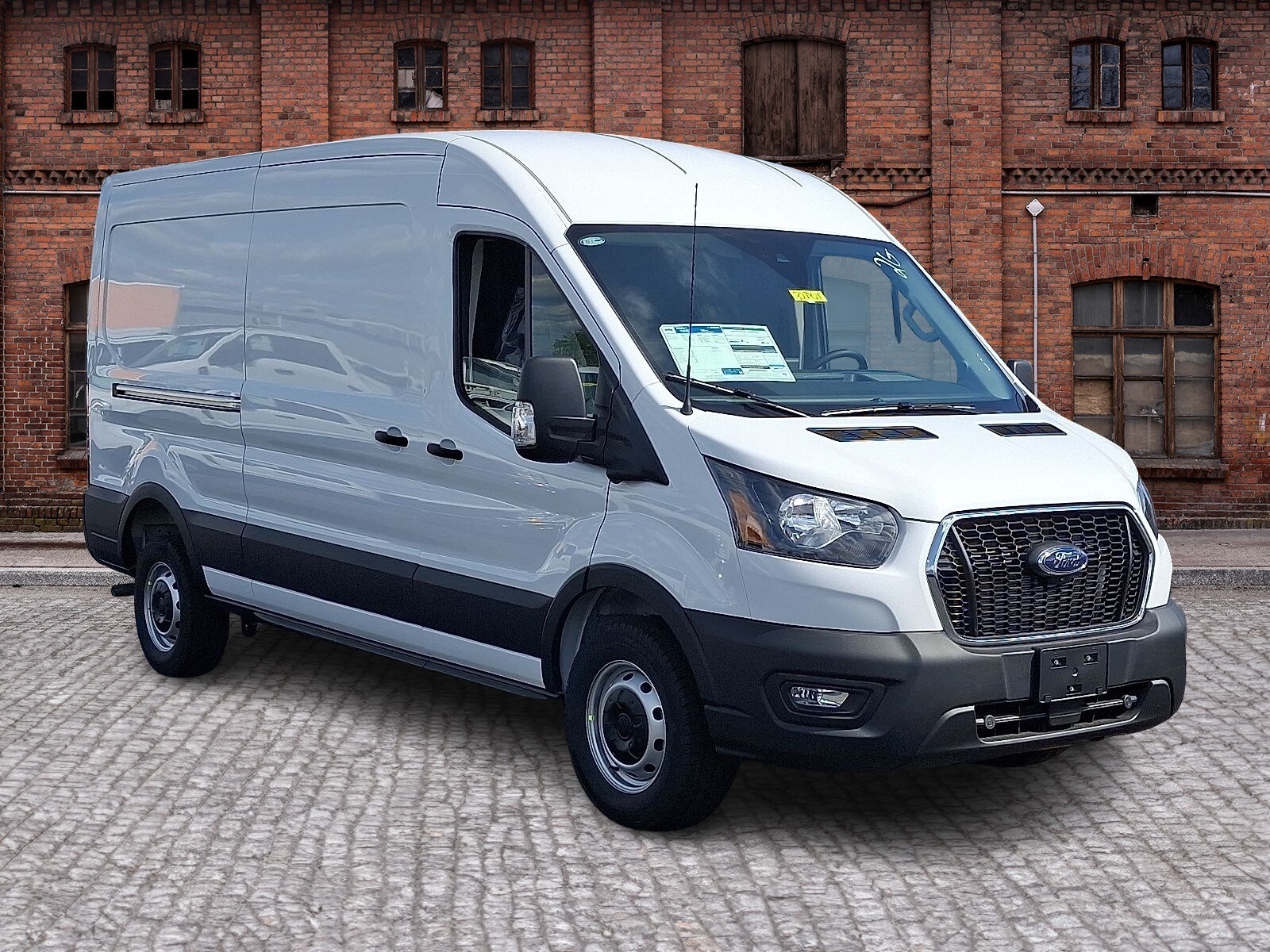 2025 Ford Transit photo 2