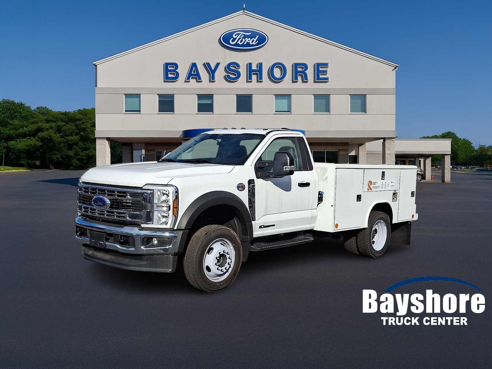 2024 Ford F-450 Super Duty Chassis Cab XL's photo