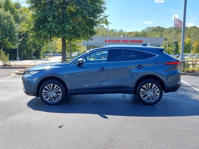 2024 Toyota Venza Limited photo 4