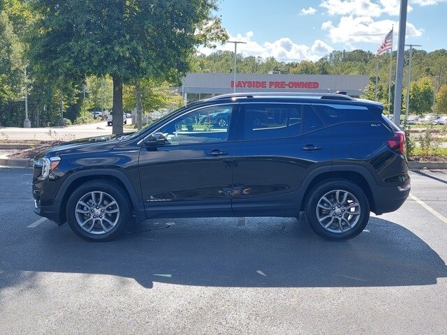 2024 Gmc Terrain SLT photo 3