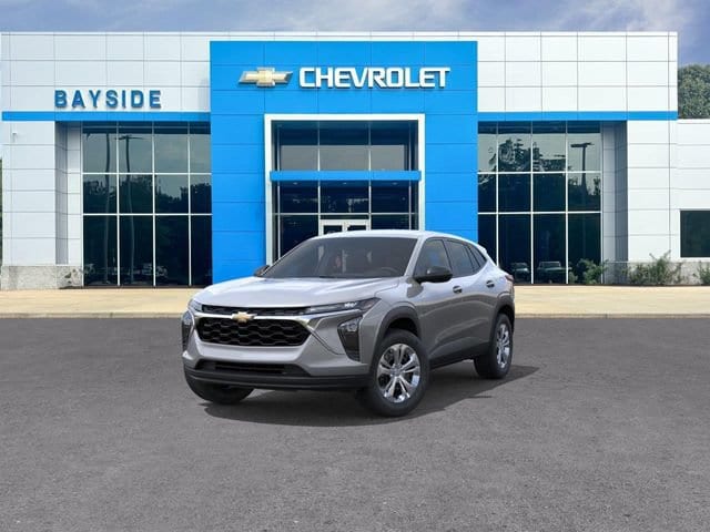 2026 Chevrolet Trax LS - Photo 8