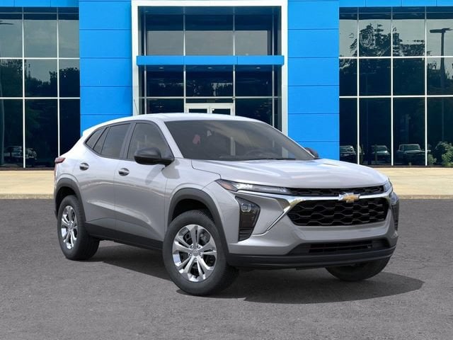 2026 Chevrolet Trax LS - Photo 7